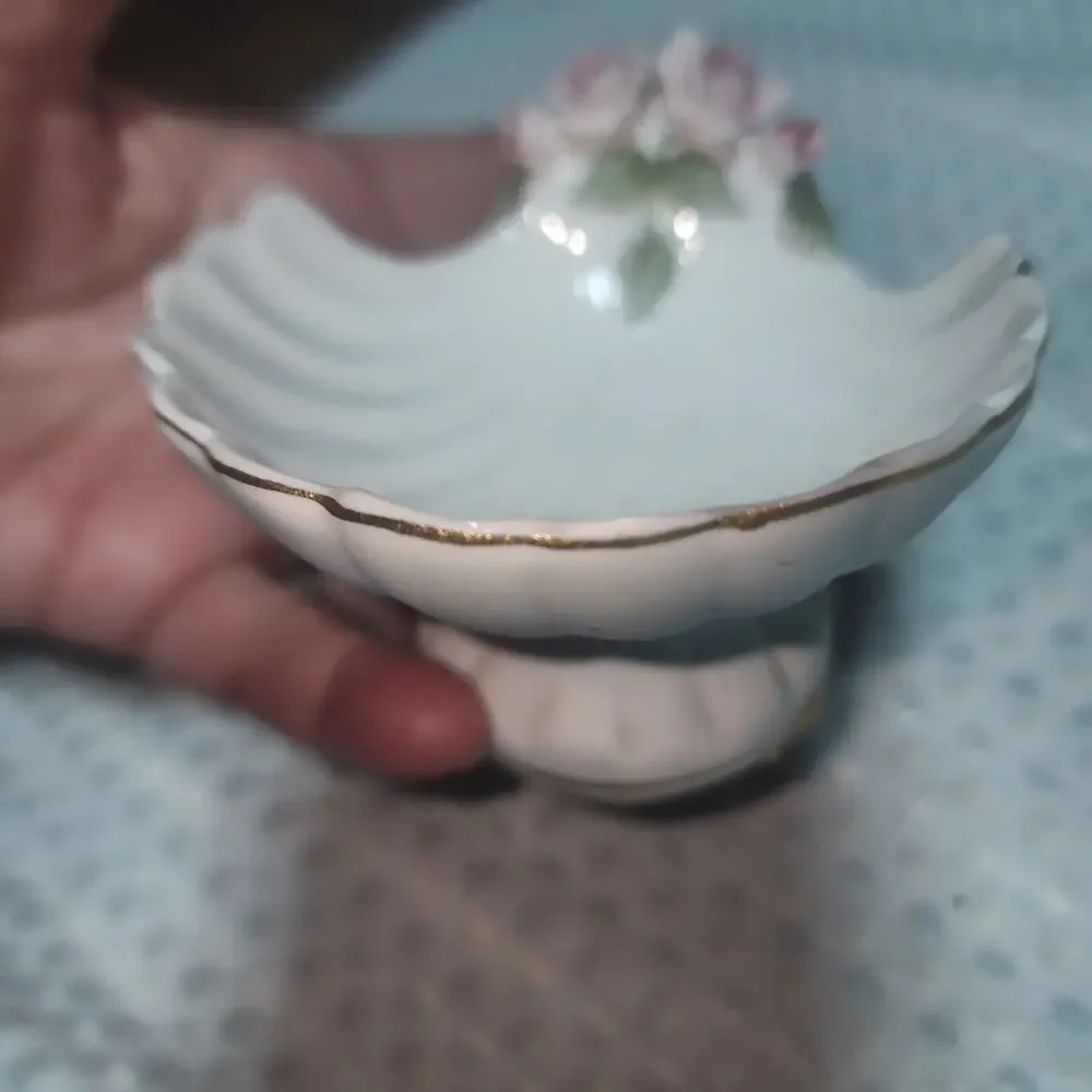 VINTAGE EUC LEFTON CHINA HAND PAINTED SEASHELL SOAP DISH